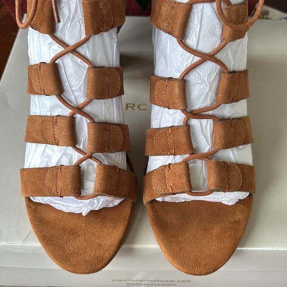 Marc Fisher Paradox Medium Brown Suede Lace Up Block Heel Sandals Back Zipper - Picture 10 of 16